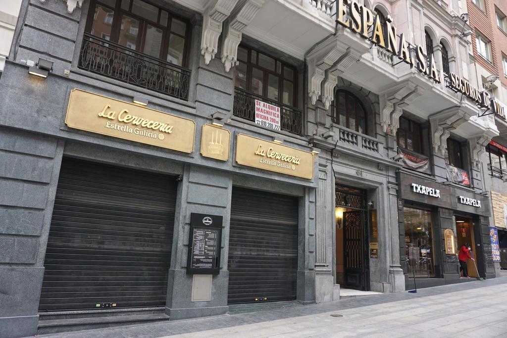 Santillan II Hotel Madri Exterior foto